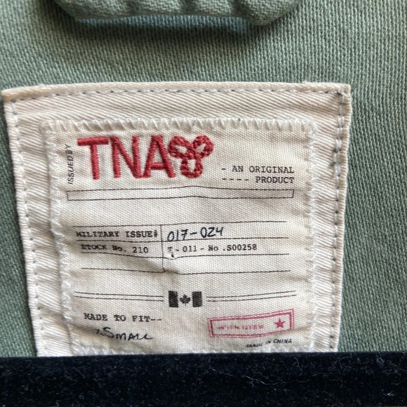 TNA Aritzia  Military utility button up patch cotton shirt Sz XS - Picture 7 of 11